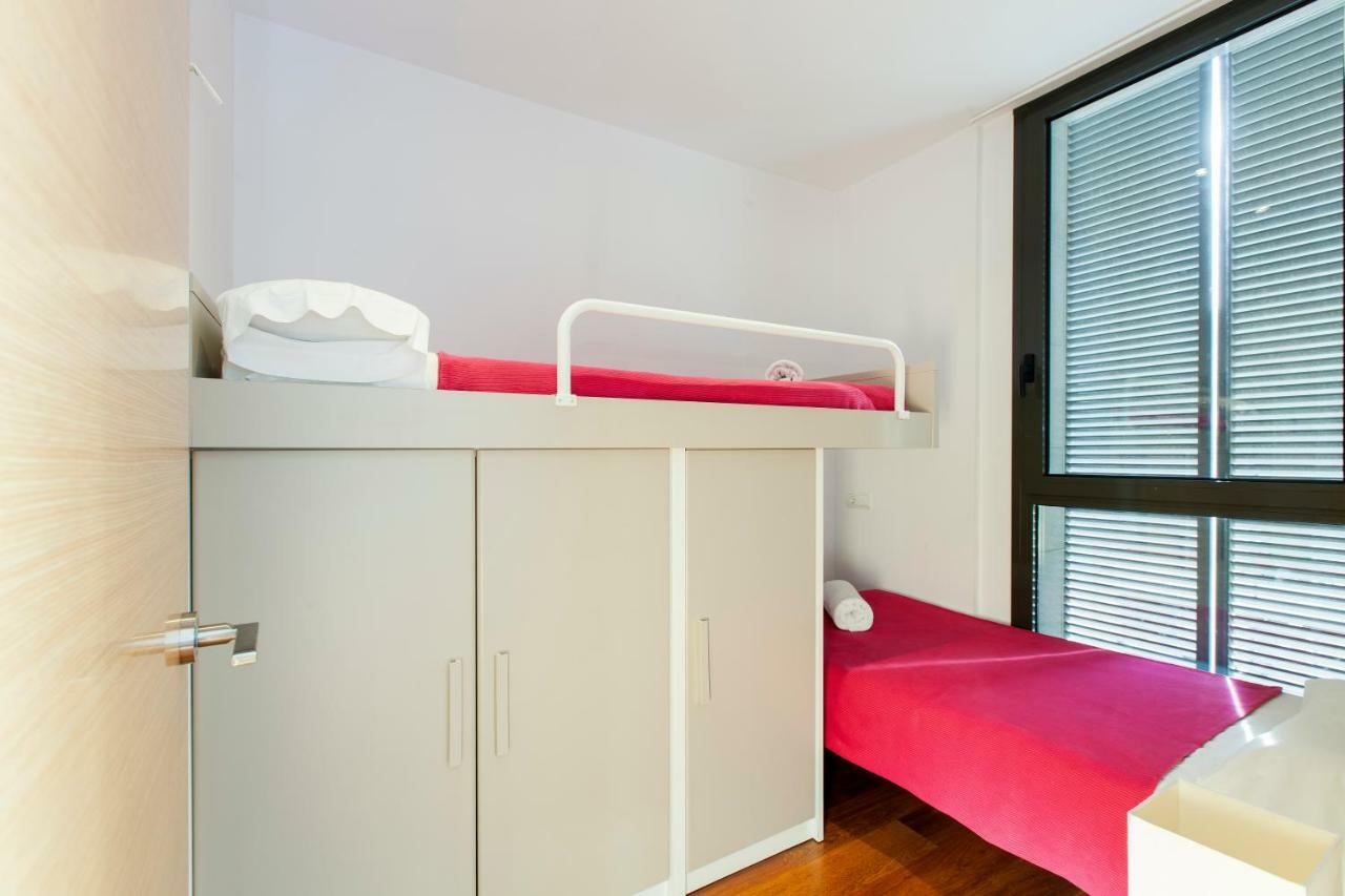 Sleep Urgell By Stay Барселона Экстерьер фото